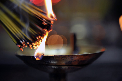 buddhism,buddhist,incense-8912520ef88c27e1c403ac50c9735345_h